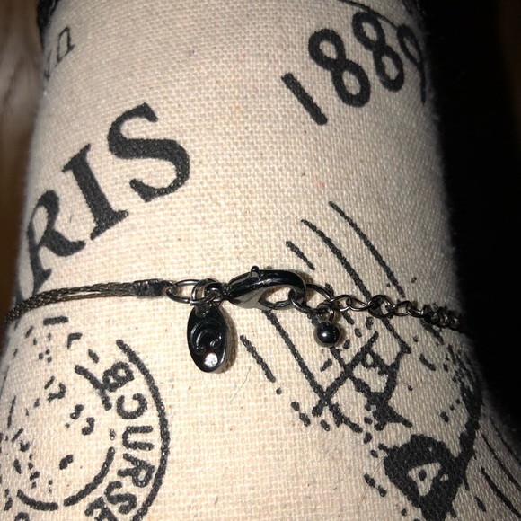 Stella & Dot tri level green Necklace - Picture 2 of 3